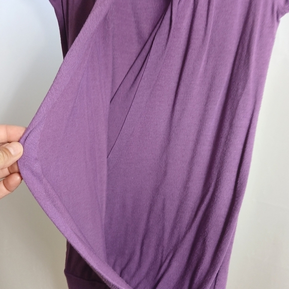 (#330) Woman's Love Me Kiss Me Purple Wrap Over Front Top Size Small - Picture 2 of 16
